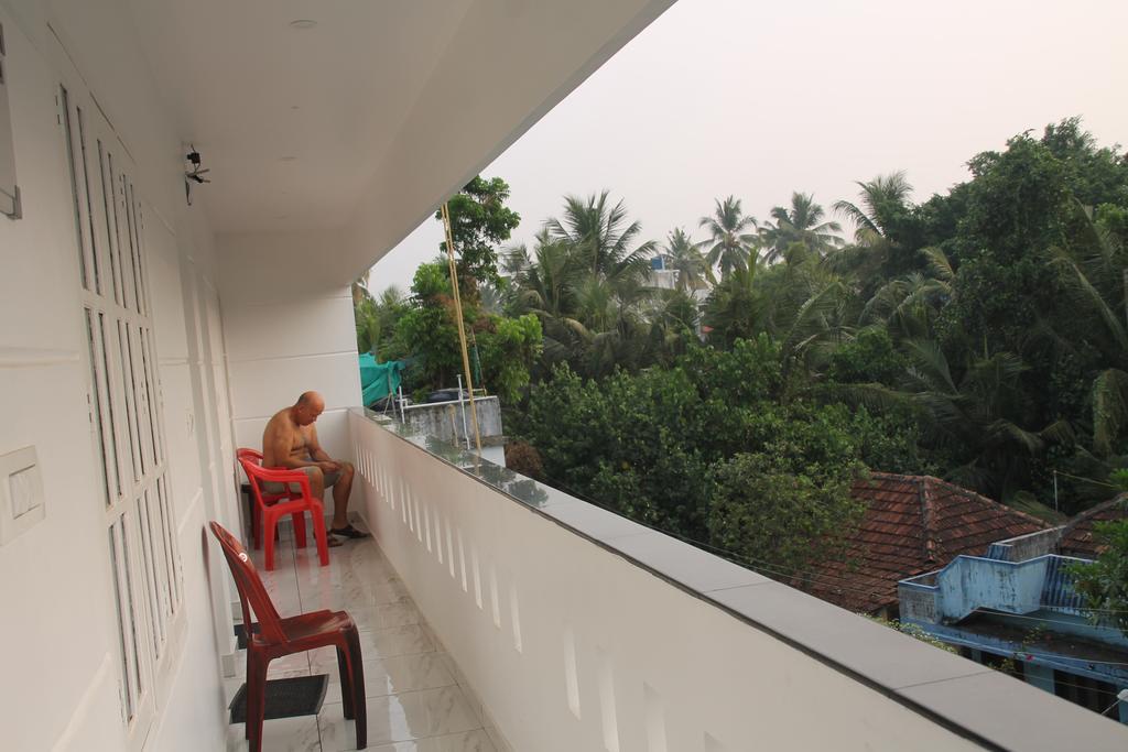 Aaron'S Homestay Kochi Exterior photo
