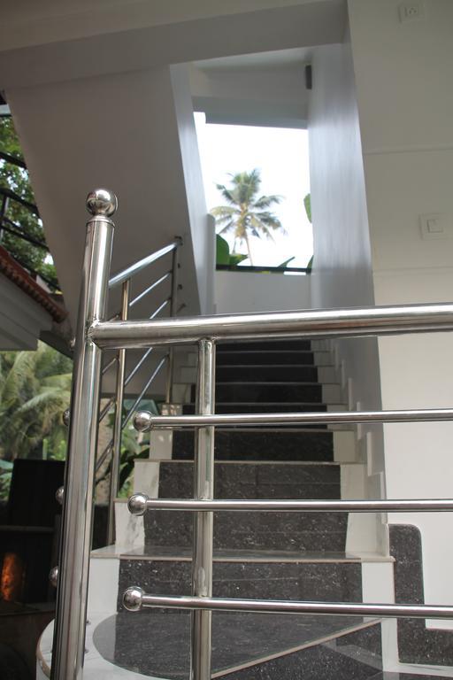 Aaron'S Homestay Kochi Exterior photo