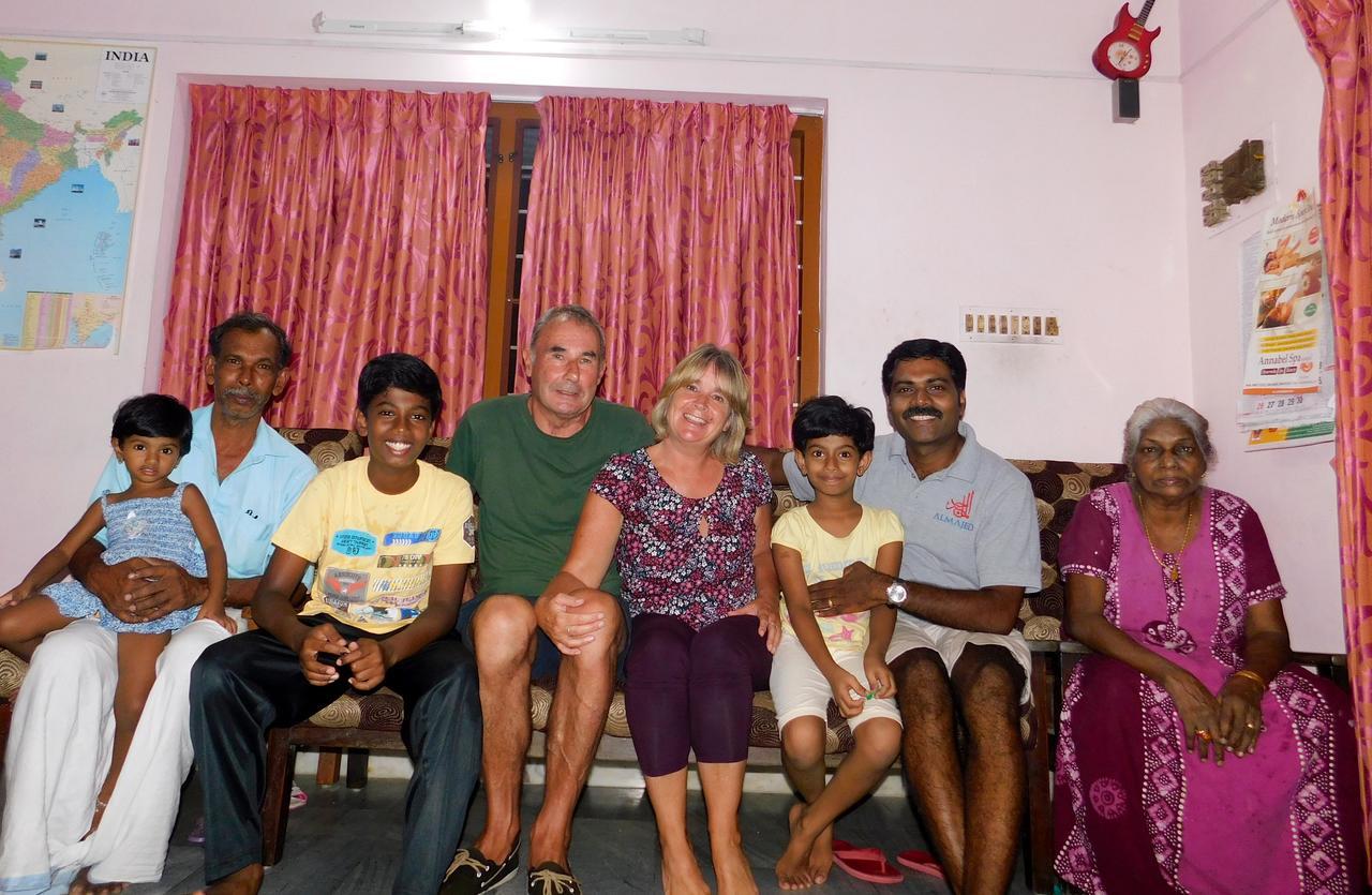 Aaron'S Homestay Kochi Exterior photo