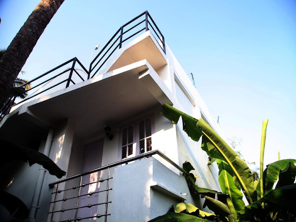 Aaron'S Homestay Kochi Exterior photo